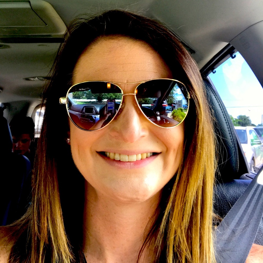 Meet your Posher, Tiffany